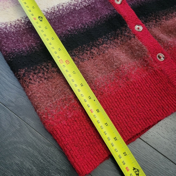 TORRID Womens Red Ombre Stripe Button Front Knit Cardigan - Size 00 - Picture 9 of 9